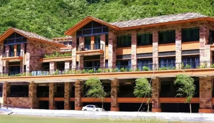 苍溪四季酒店